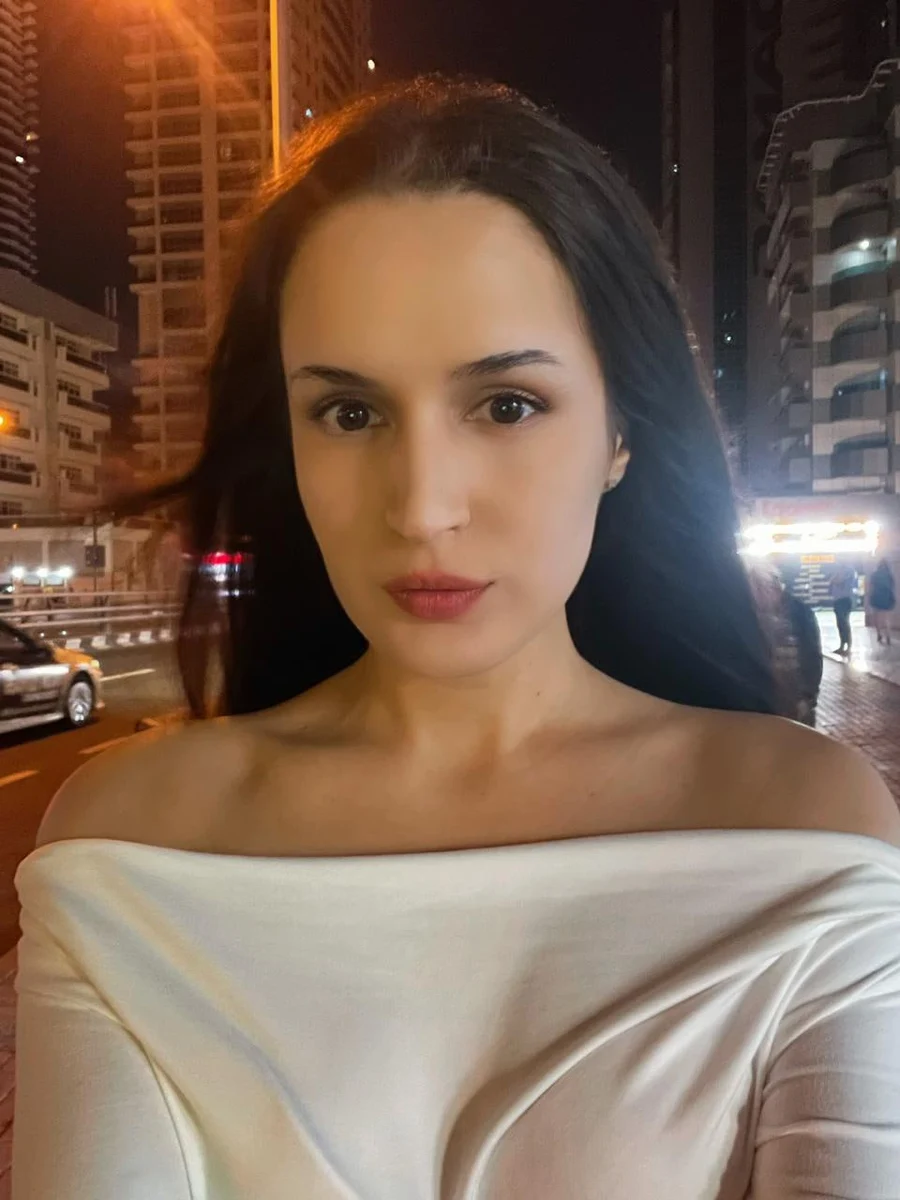 Айя escort in Kazan