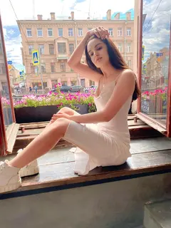 Айя escort in Kazan