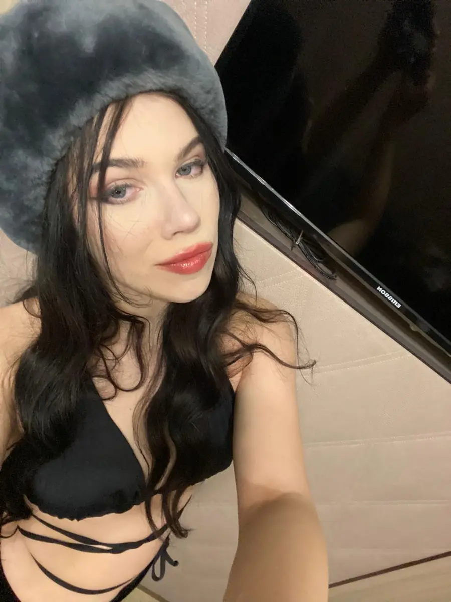 Алия escort in Kazan