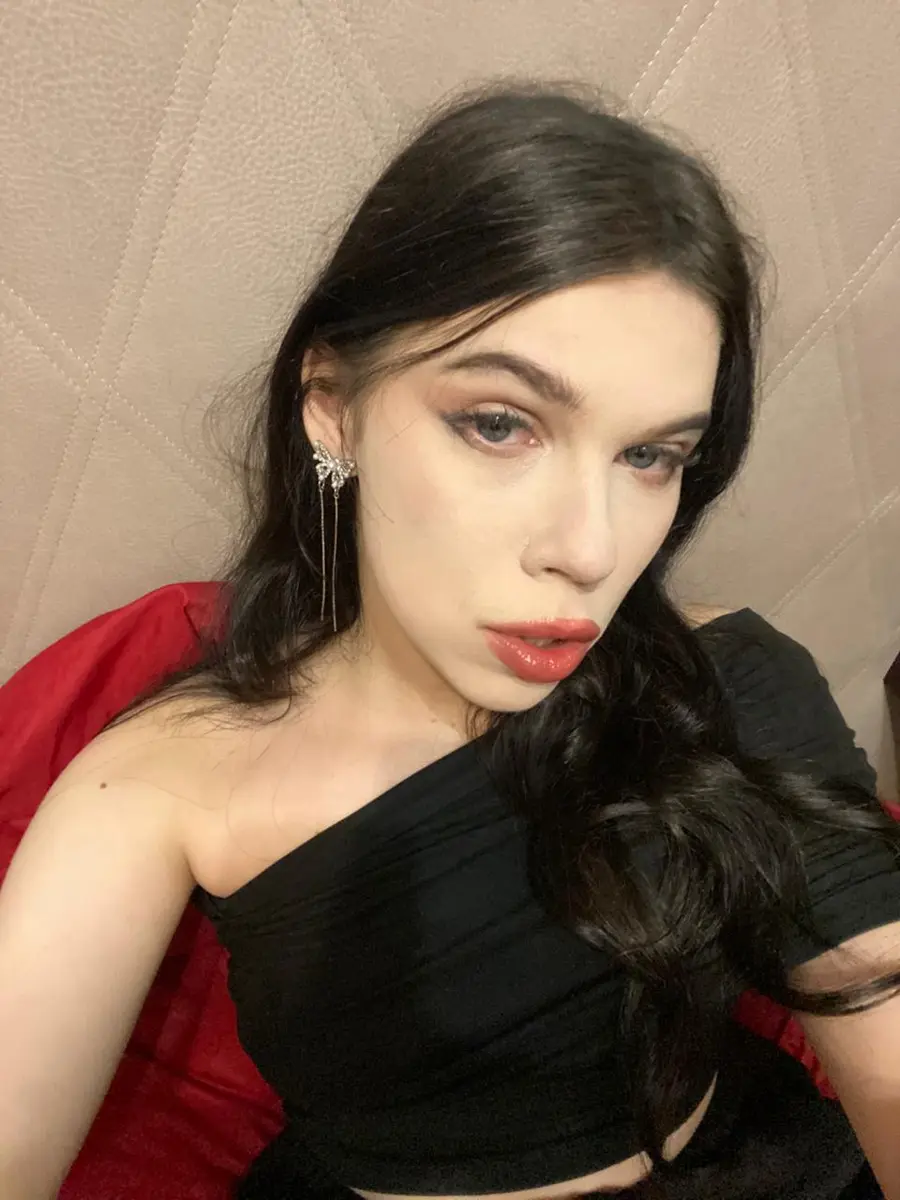 Алия escort in Kazan