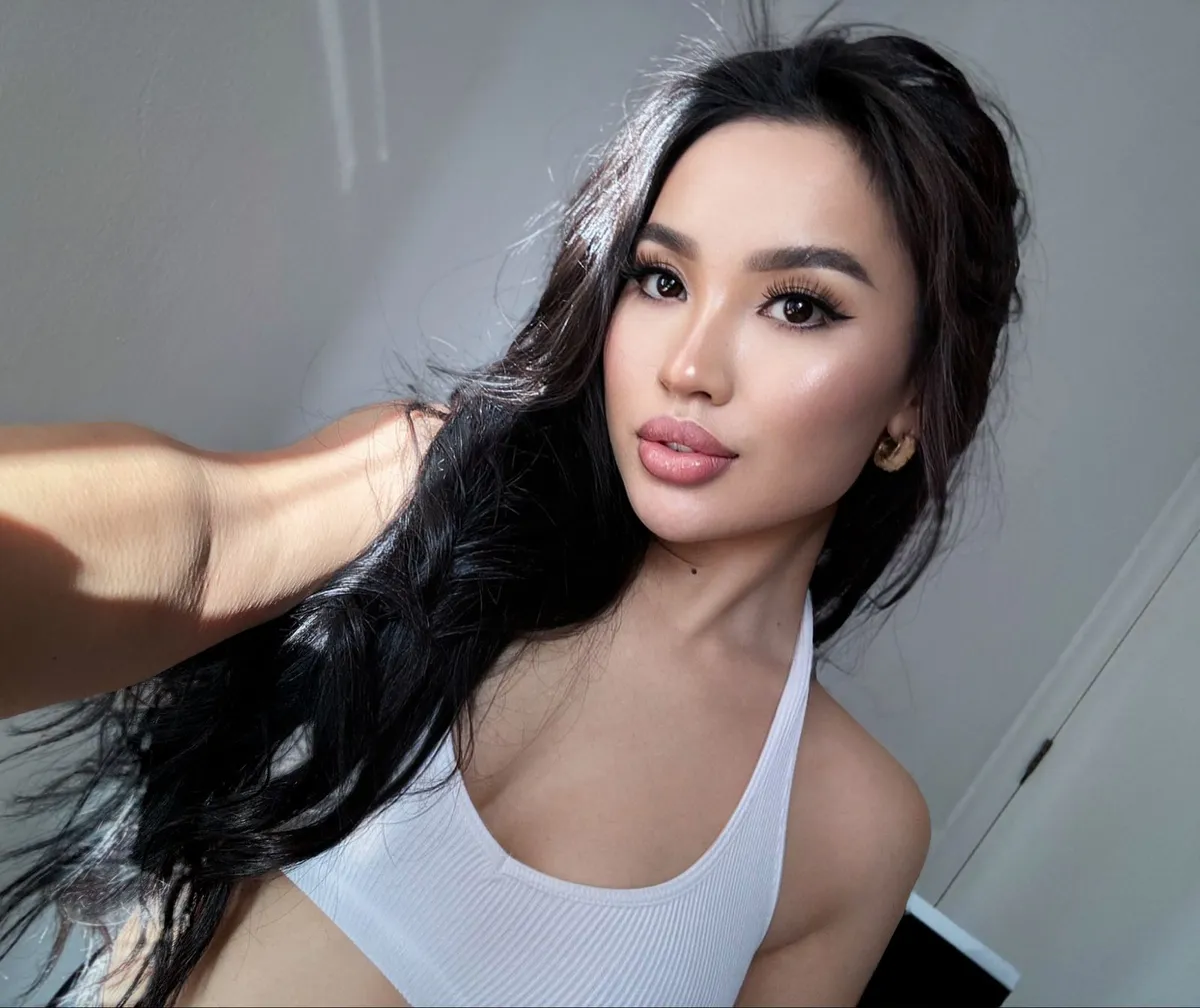 Алия escort in Kazan