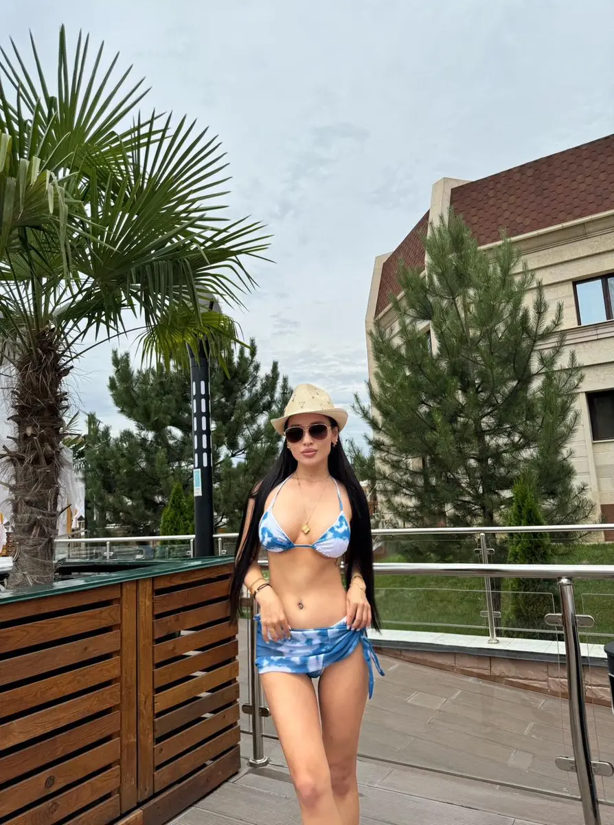 Алия escort in Kazan