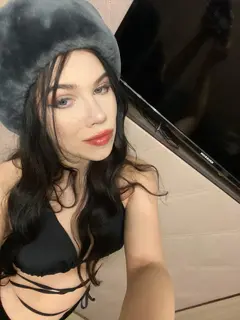 Алия escort in Kazan