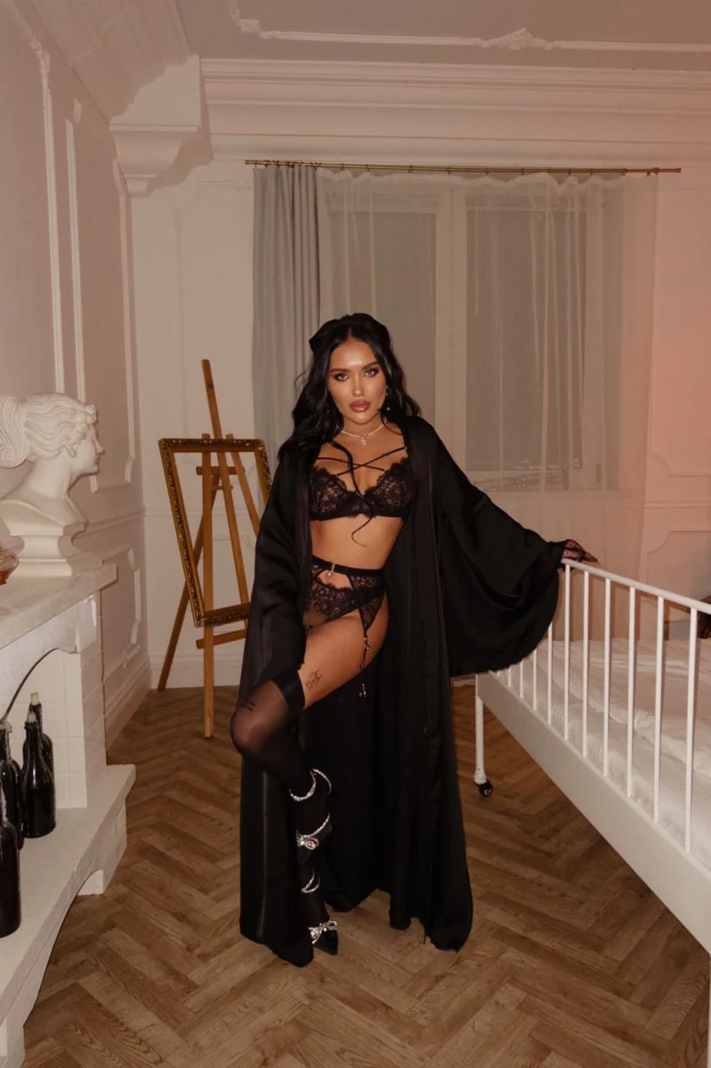 Алика escort in Kazan