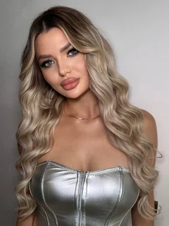 Алира escort in Kazan