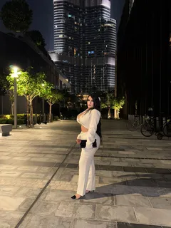 Ямила escort in Kazan