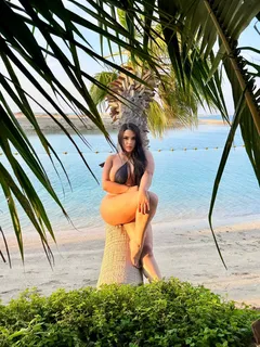 Ямила escort in Kazan