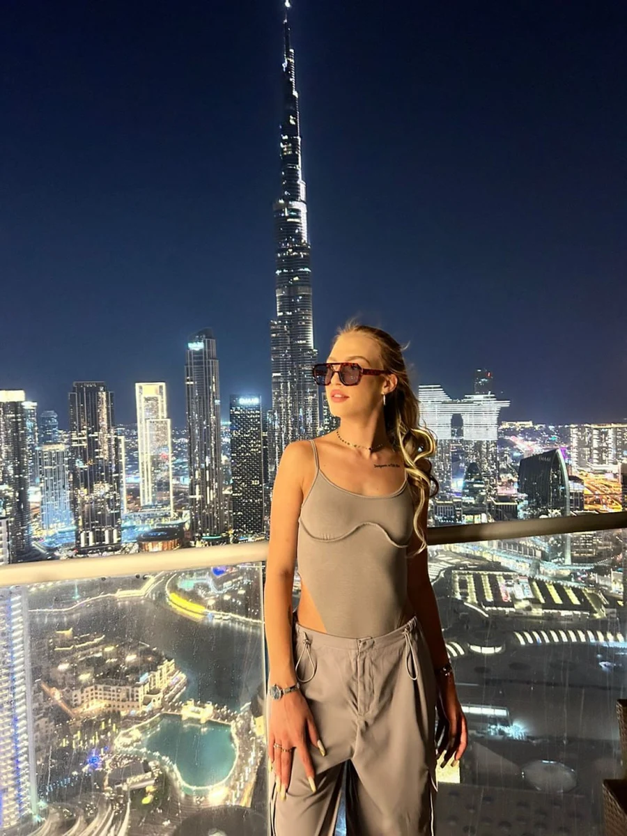 Белла escort in Kazan