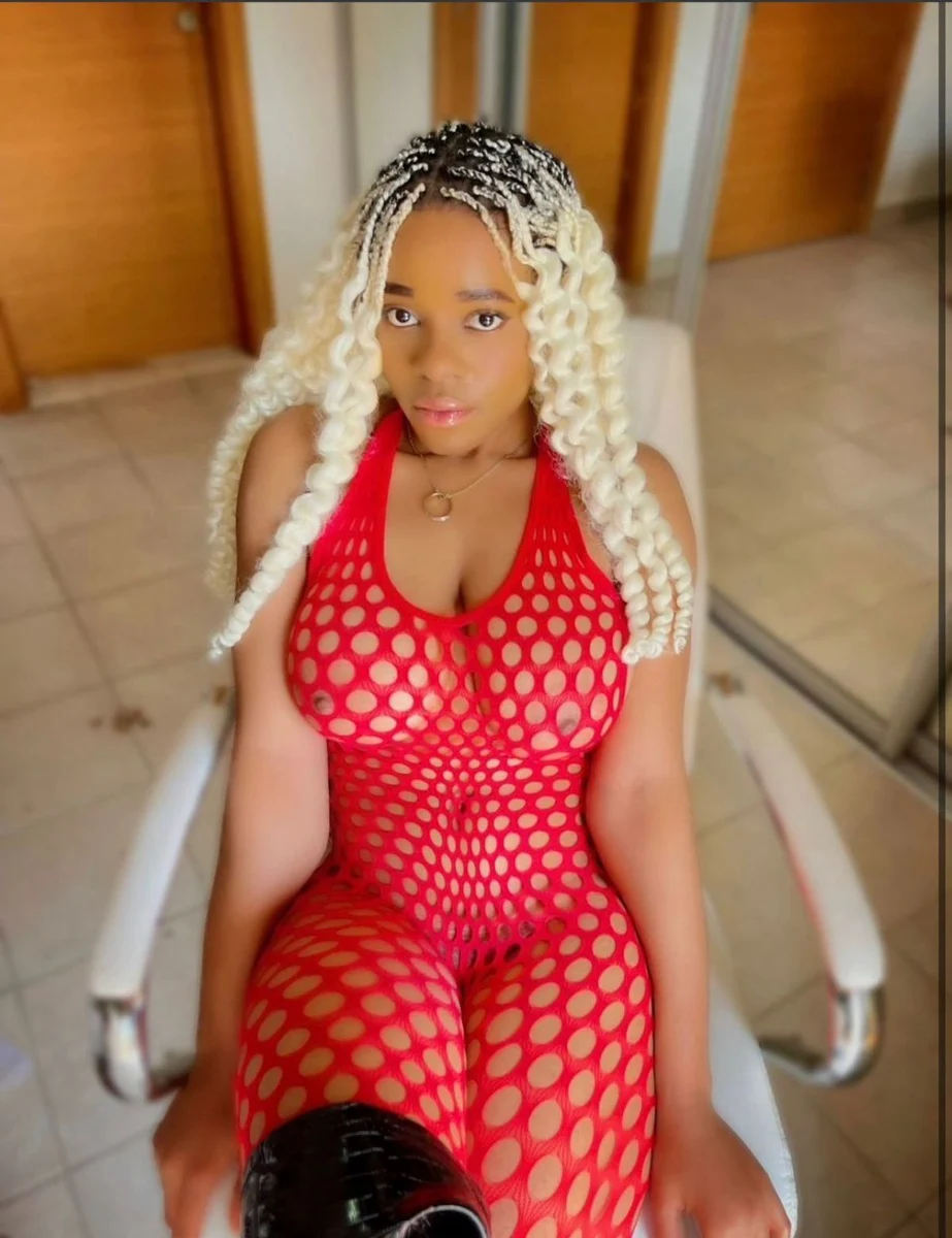 Бетти escort in Kazan