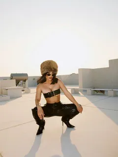 Делия escort in Kazan