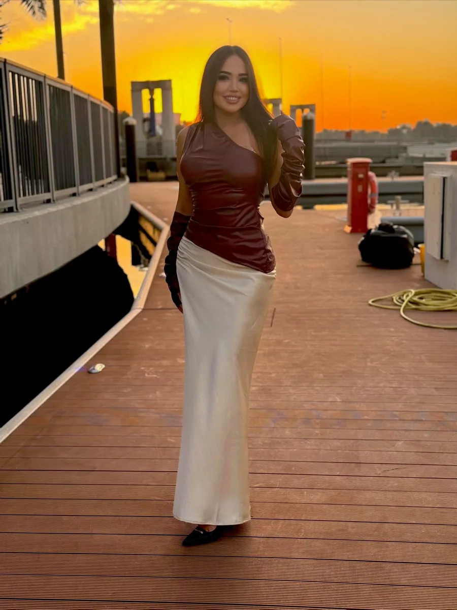 Дина escort in Kazan