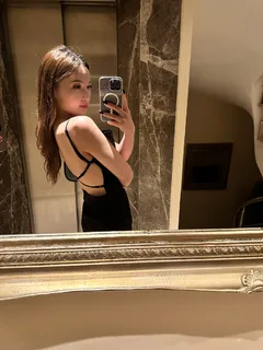 Дженни escort in Kazan