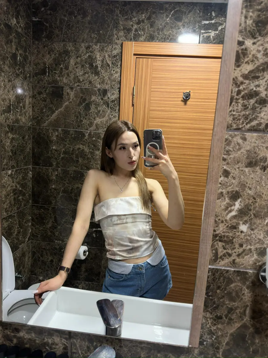 Дженни escort in Kazan