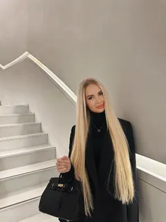 Елена escort in Kazan