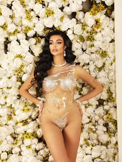 Эмили escort in Kazan