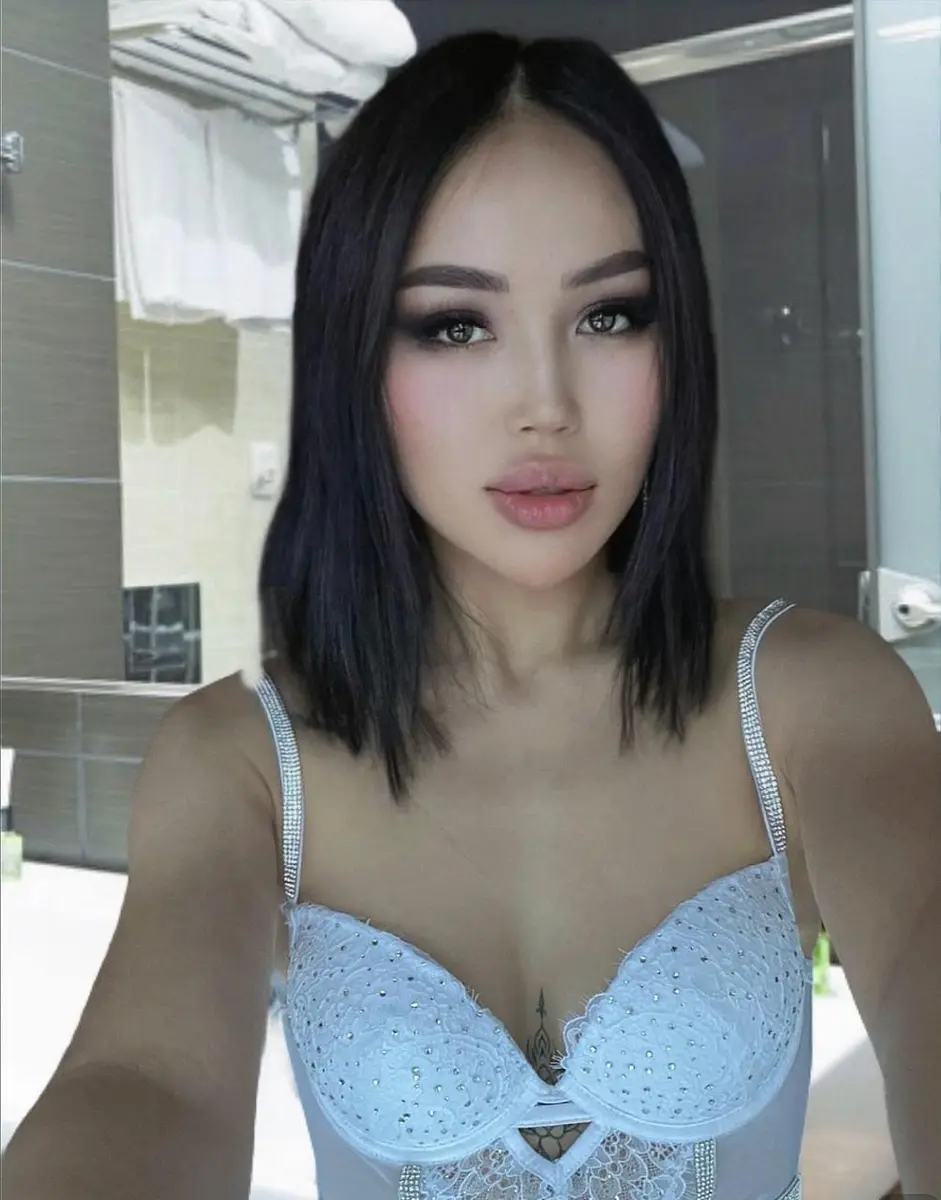 Фаина escort in Kazan