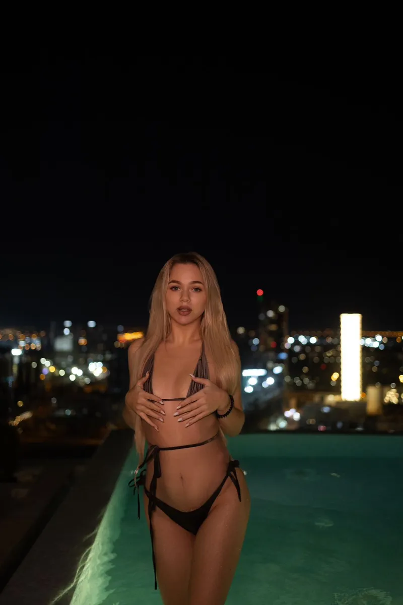 Хелси escort in Kazan