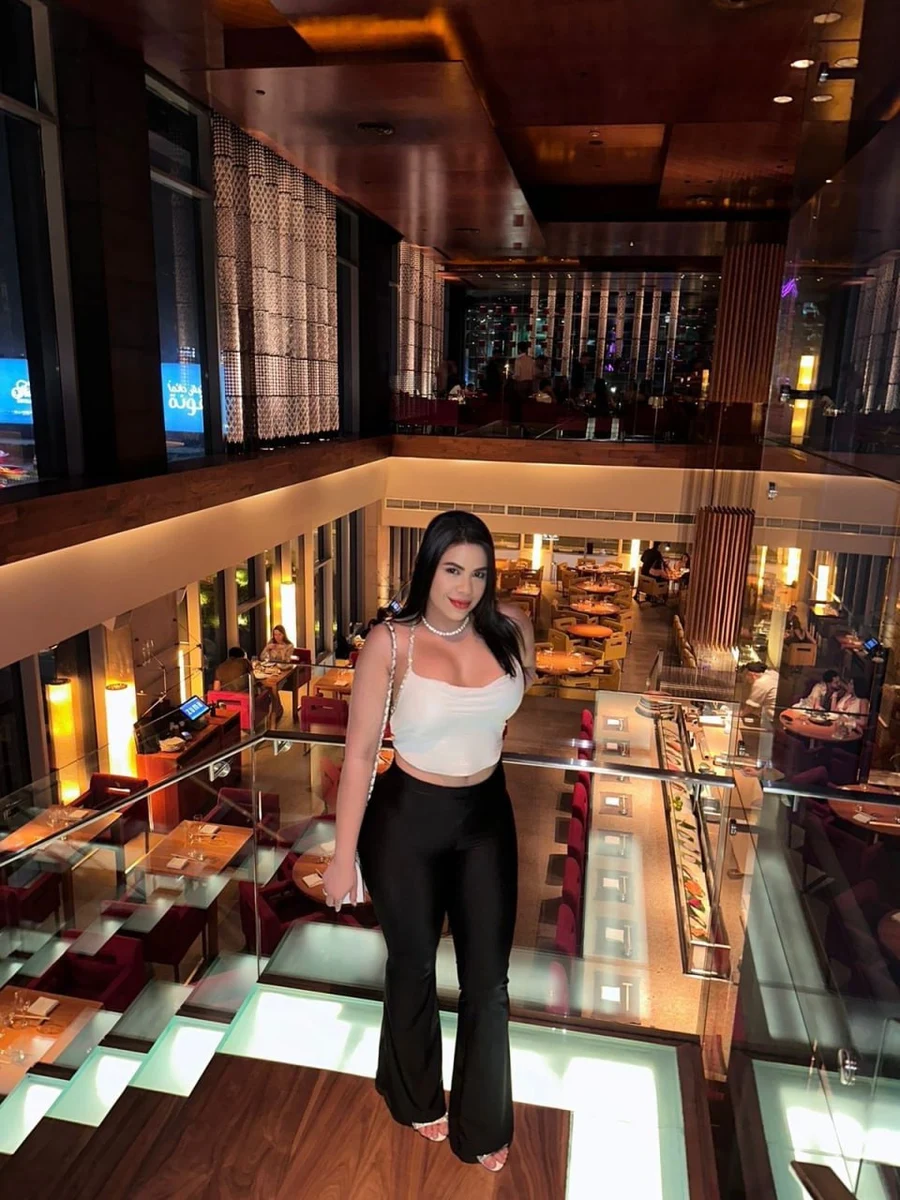 Хлоя escort in Kazan