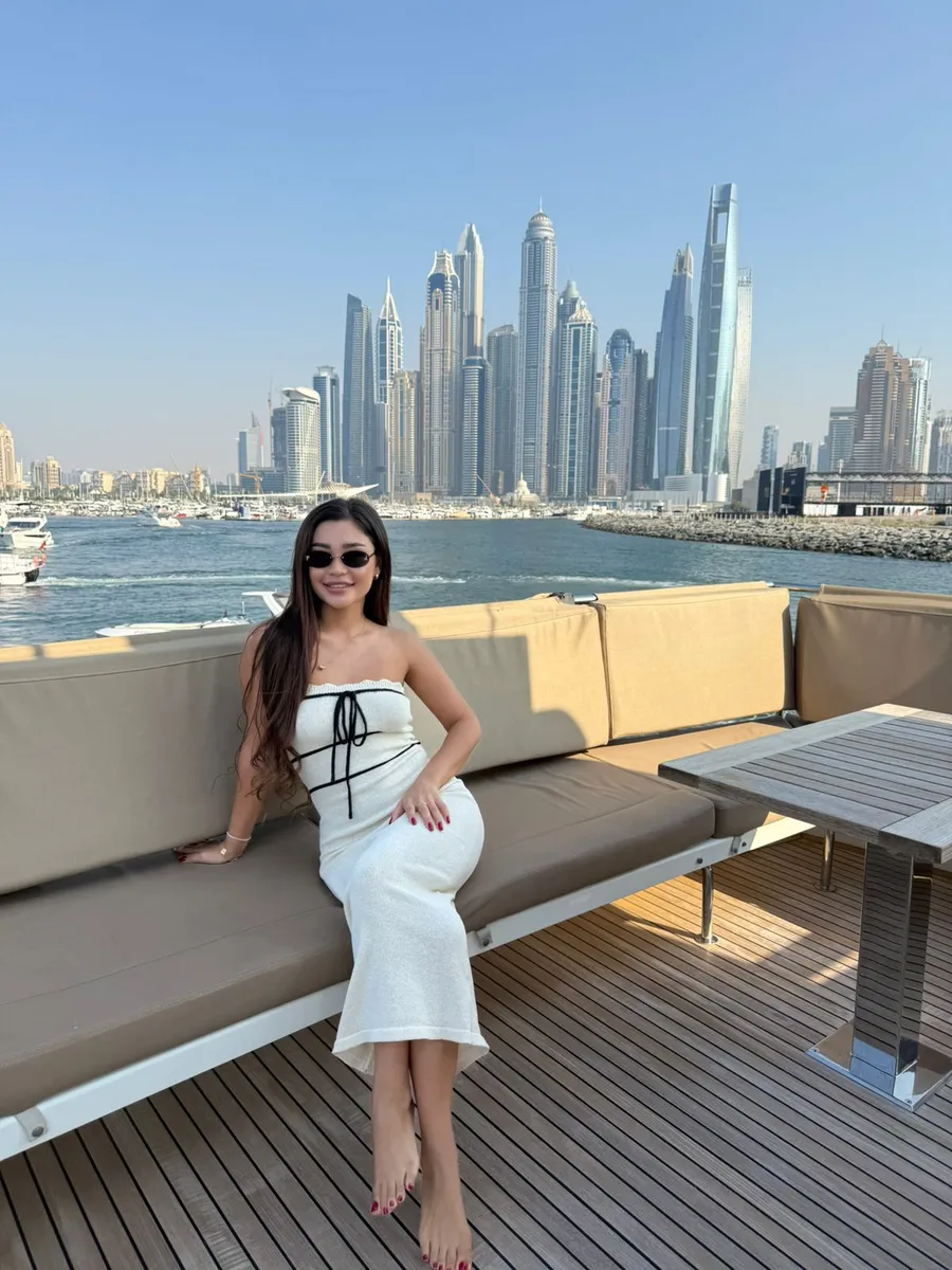 Карен escort in Kazan