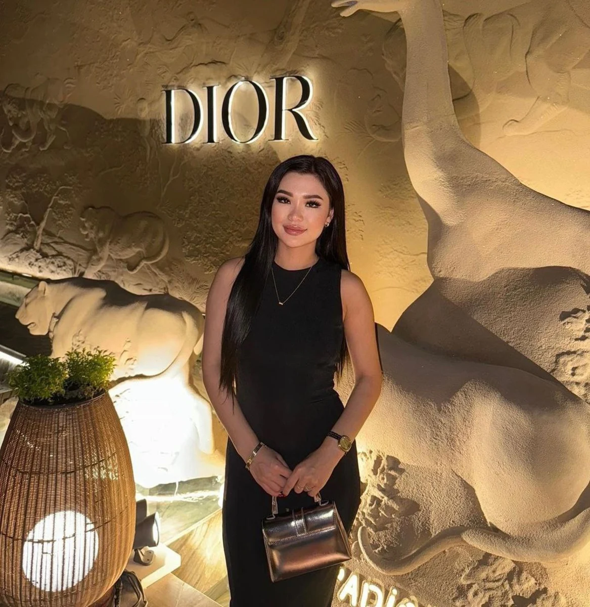 Карен escort in Kazan