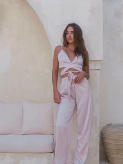 Карина escort in Kazan