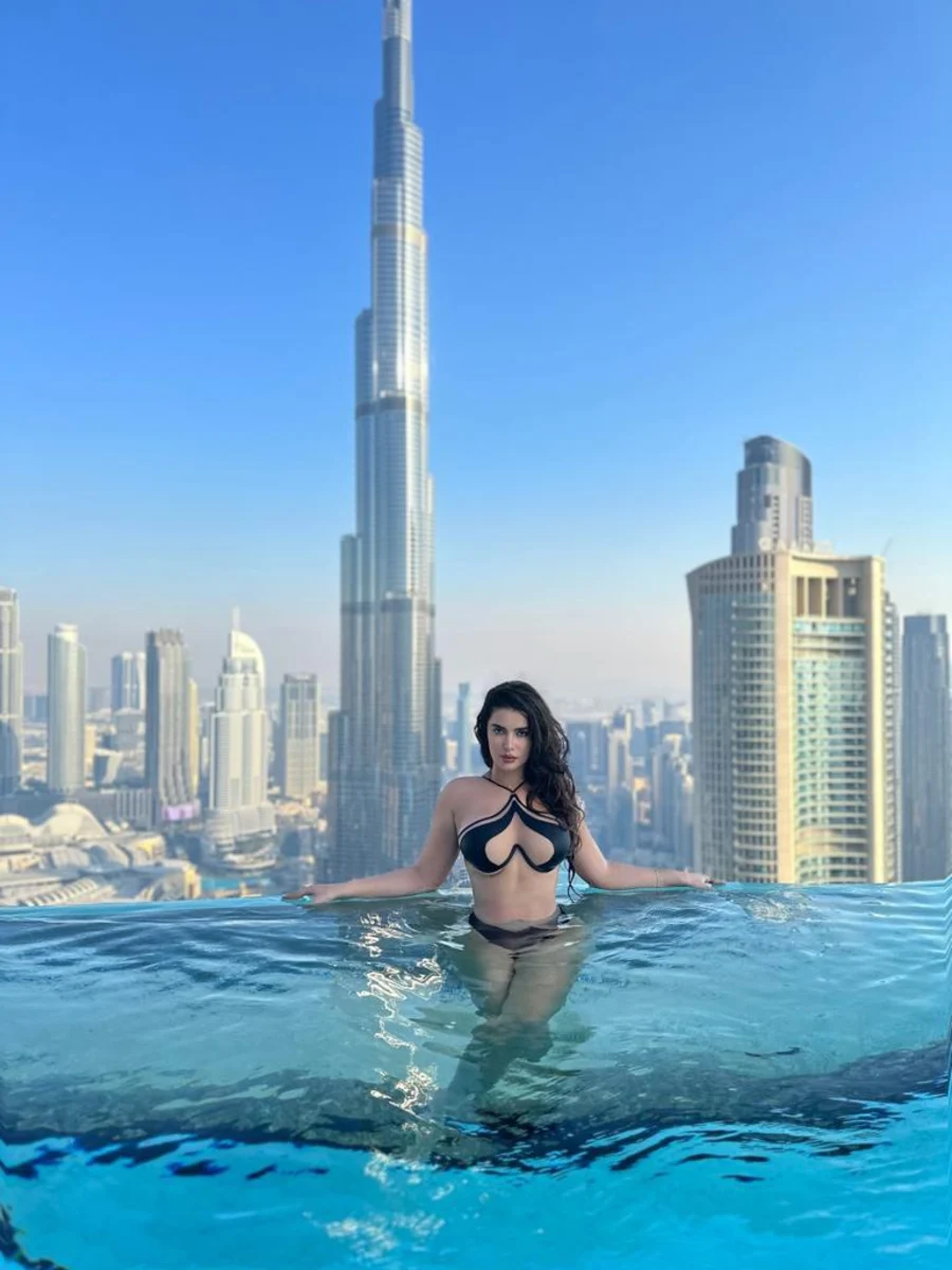 Кассандра escort in Kazan