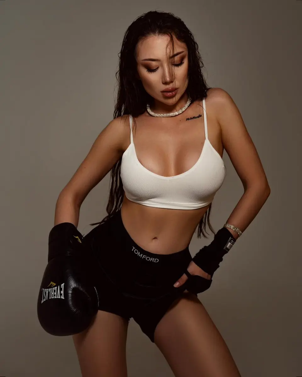 Катерина escort in Kazan