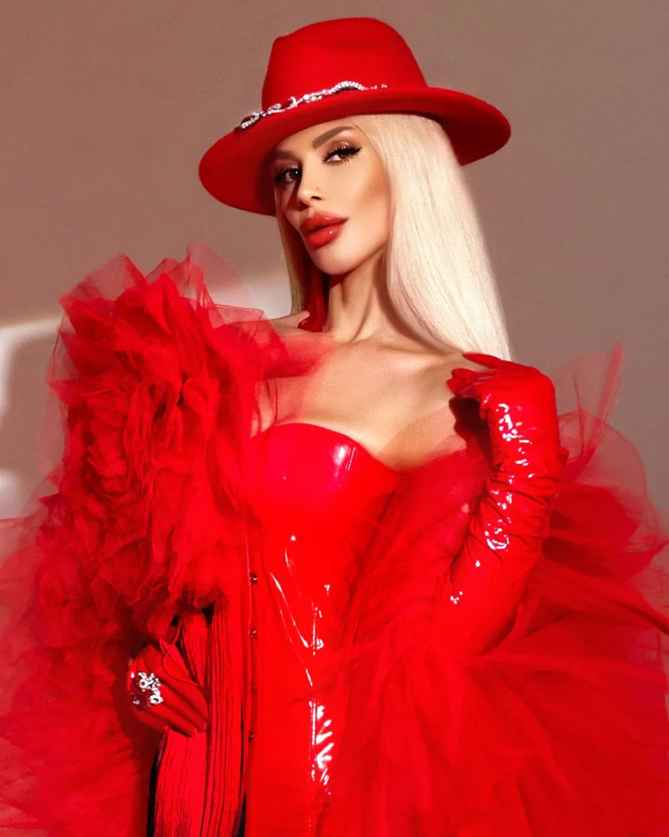 Кейла escort in Kazan