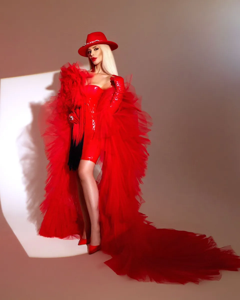 Кейла escort in Kazan