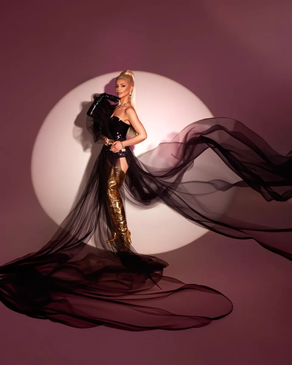 Кейла escort in Kazan