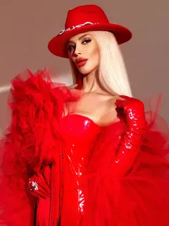 Кейла escort in Kazan