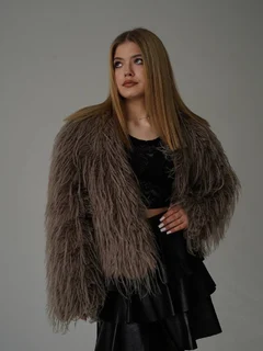 Кэролайн escort in Kazan