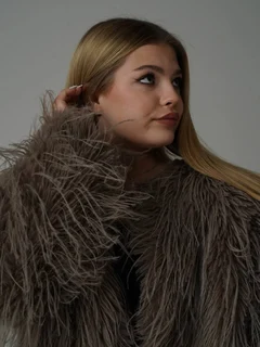 Кэролайн escort in Kazan