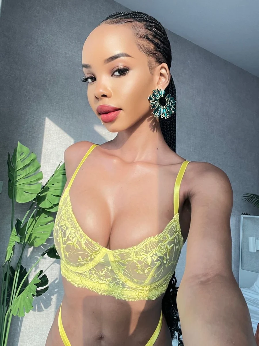 Клеопатра escort in Kazan