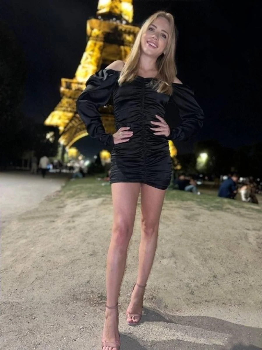 Кристен escort in Kazan