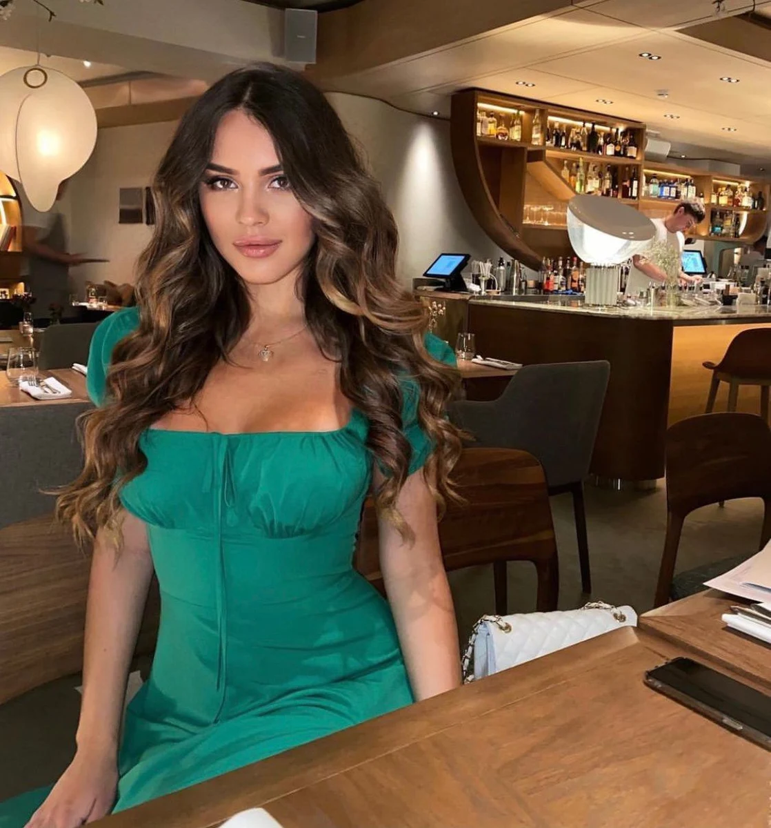 Ксения escort in Kazan