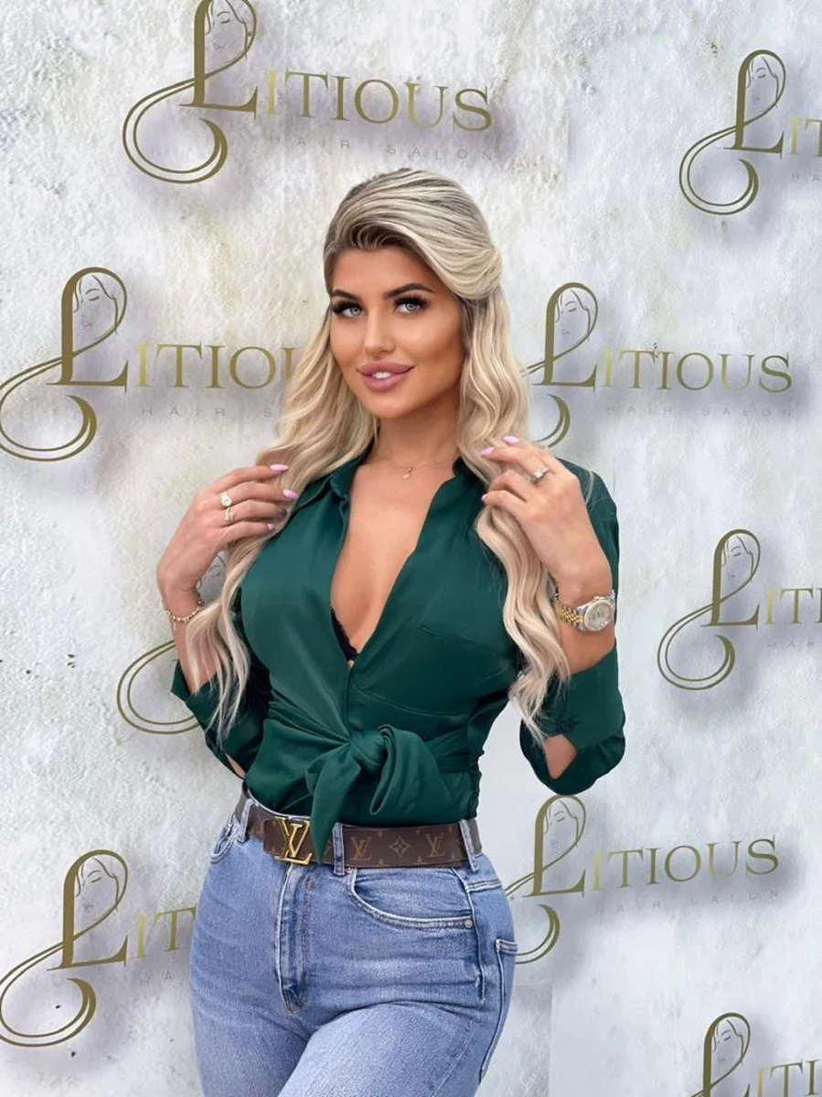 Лаура escort in Kazan