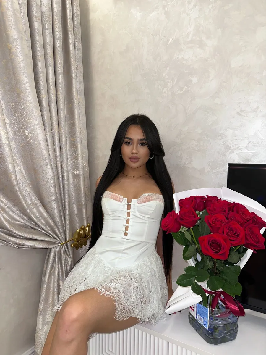 Леора escort in Kazan