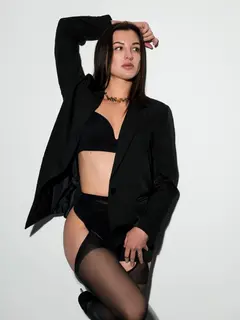 Лиза escort in Kazan