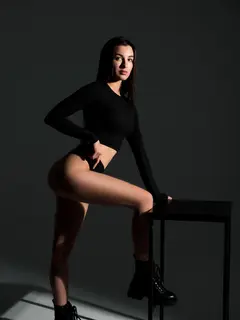 Лиза escort in Kazan