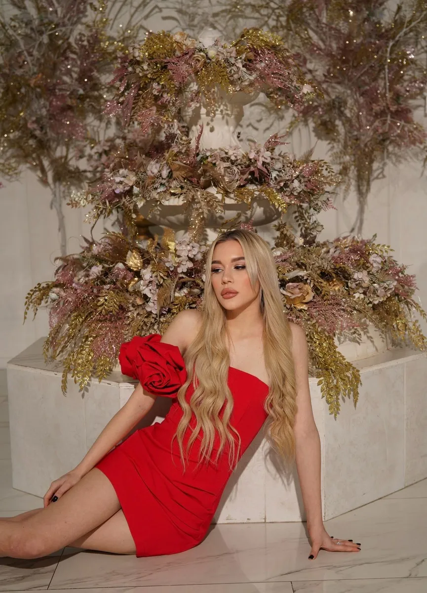 Лорена escort in Kazan