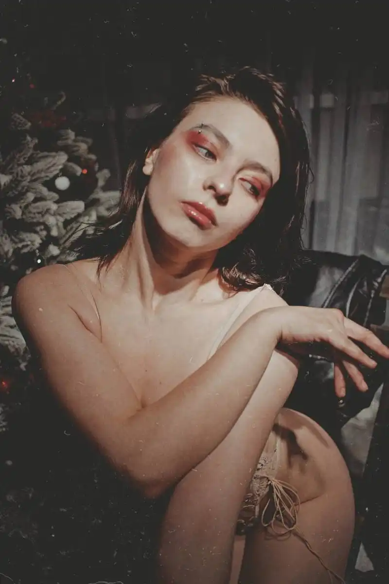 Луна escort in Kazan