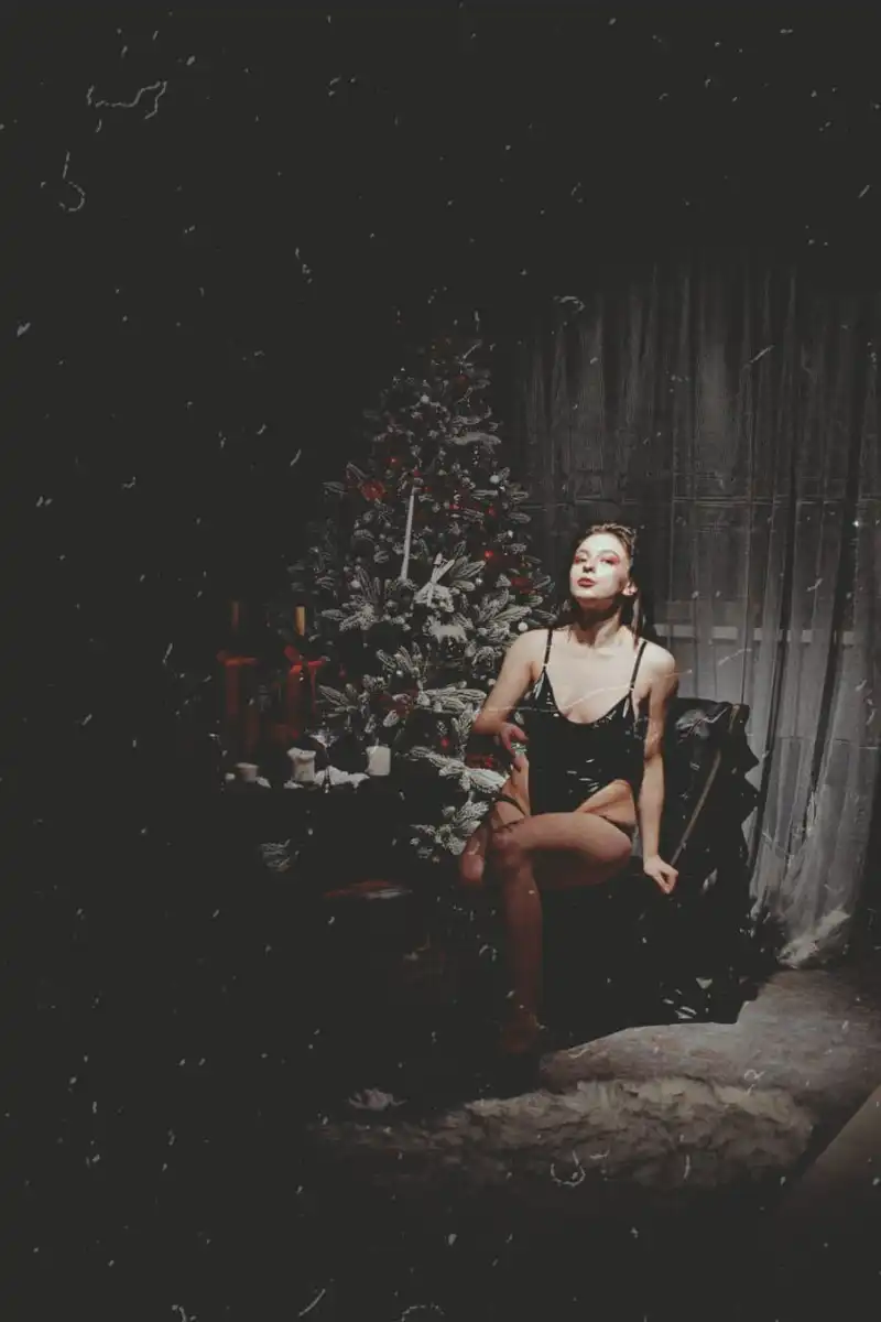 Луна escort in Kazan