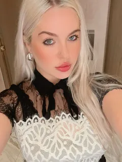 Мария escort in Kazan