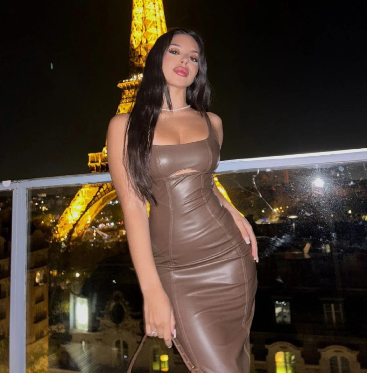 Мариана escort in Kazan