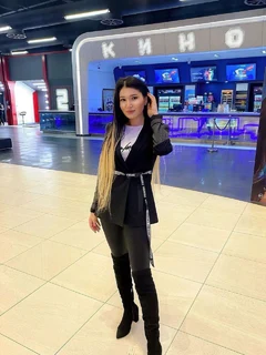 Мэйзи escort in Kazan