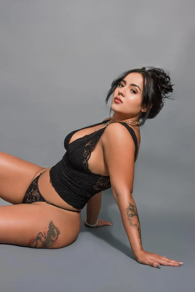 Мелания escort in Kazan