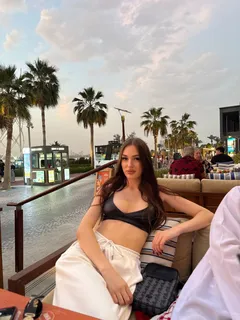 Молли escort in Kazan