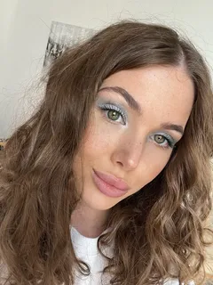 Надя escort in Kazan