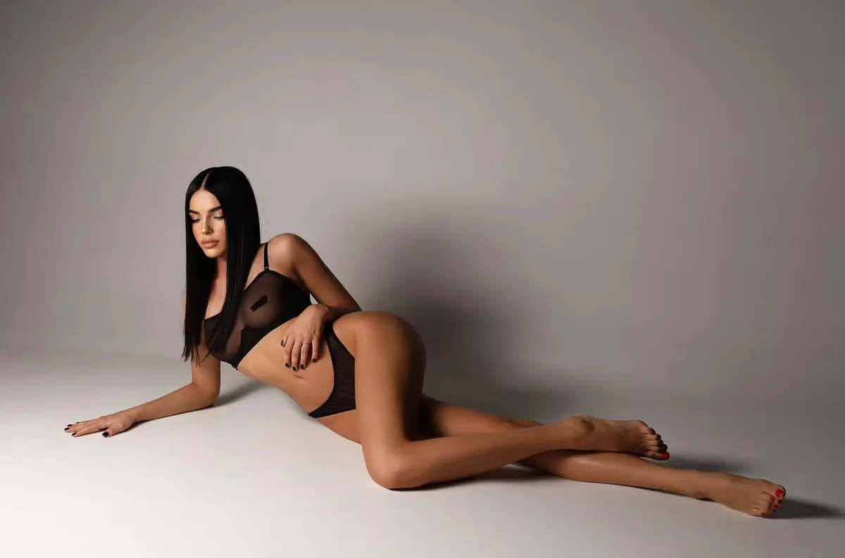 Настя escort in Kazan